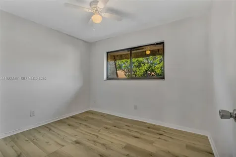 94 Pleasant Hill Lane Tamarac FL 33319