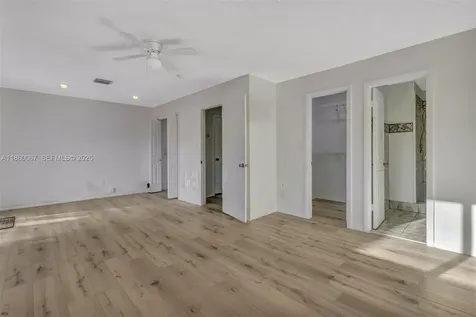 94 Pleasant Hill Lane Tamarac FL 33319