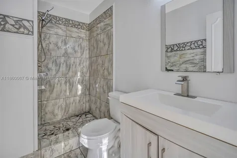 94 Pleasant Hill Lane Tamarac FL 33319