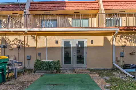 94 Pleasant Hill Lane Tamarac FL 33319