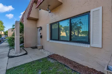 94 Pleasant Hill Lane Tamarac FL 33319