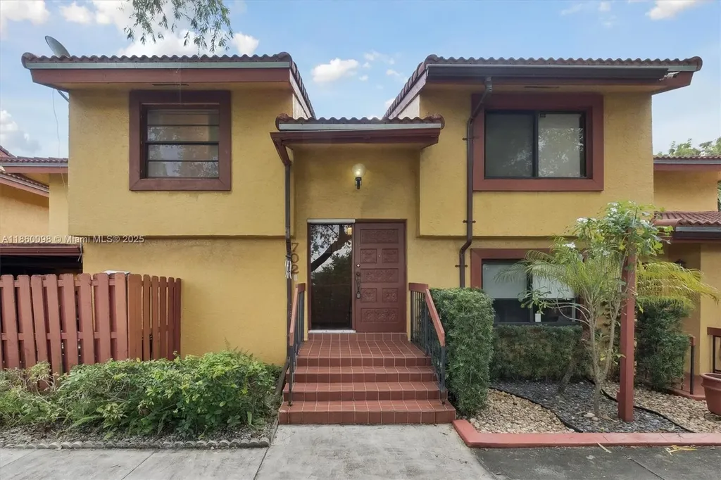 5975 SW 137th Avenue Miami FL 33183