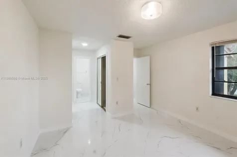 5975 SW 137th Avenue Miami FL 33183