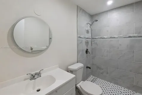 5975 SW 137th Avenue Miami FL 33183