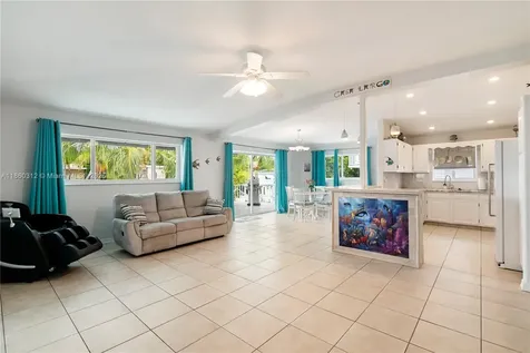 1210 Cactus Street Key Largo FL 33037