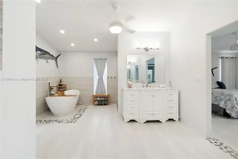1210 Cactus Street Key Largo FL 33037
