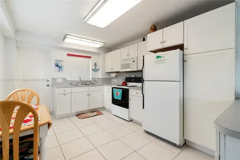 1210 Cactus Street Key Largo FL 33037