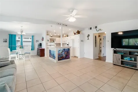 1210 Cactus Street Key Largo FL 33037