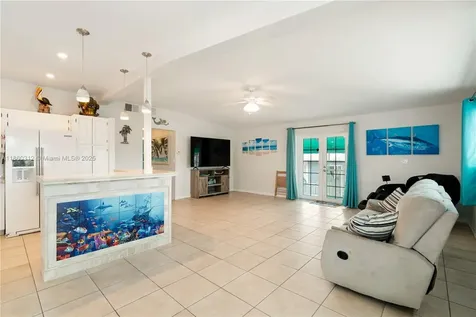 1210 Cactus Street Key Largo FL 33037