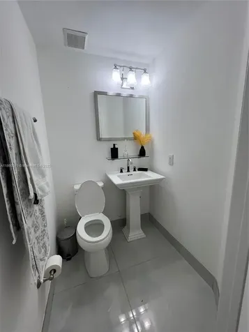 11612 NW 50th Terrace Doral FL 33178