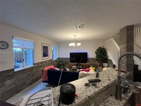 11612 NW 50th Terrace Doral FL 33178