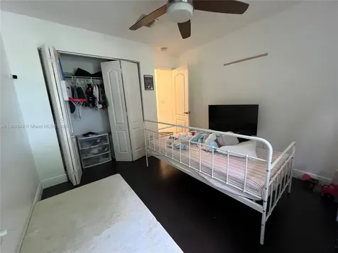 11612 NW 50th Terrace Doral FL 33178