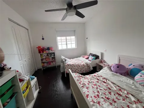 11612 NW 50th Terrace Doral FL 33178