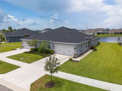 9454 SW Libertas Way Port St. Lucie FL 34987