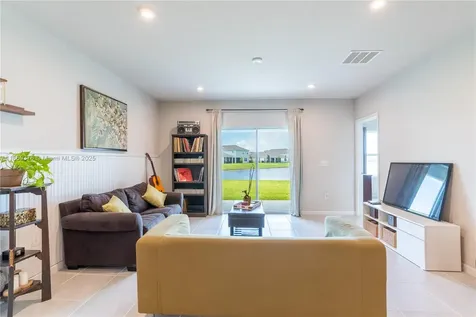 9454 SW Libertas Way Port St. Lucie FL 34987