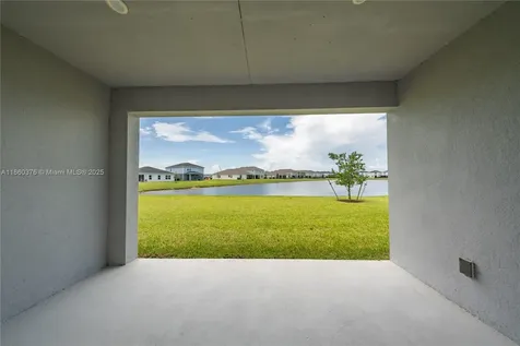 9454 SW Libertas Way Port St. Lucie FL 34987