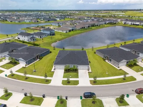 9454 SW Libertas Way Port St. Lucie FL 34987