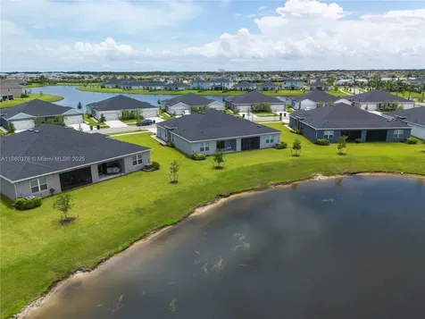 9454 SW Libertas Way Port St. Lucie FL 34987