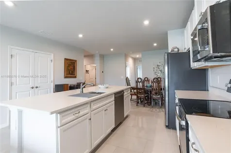 9454 SW Libertas Way Port St. Lucie FL 34987