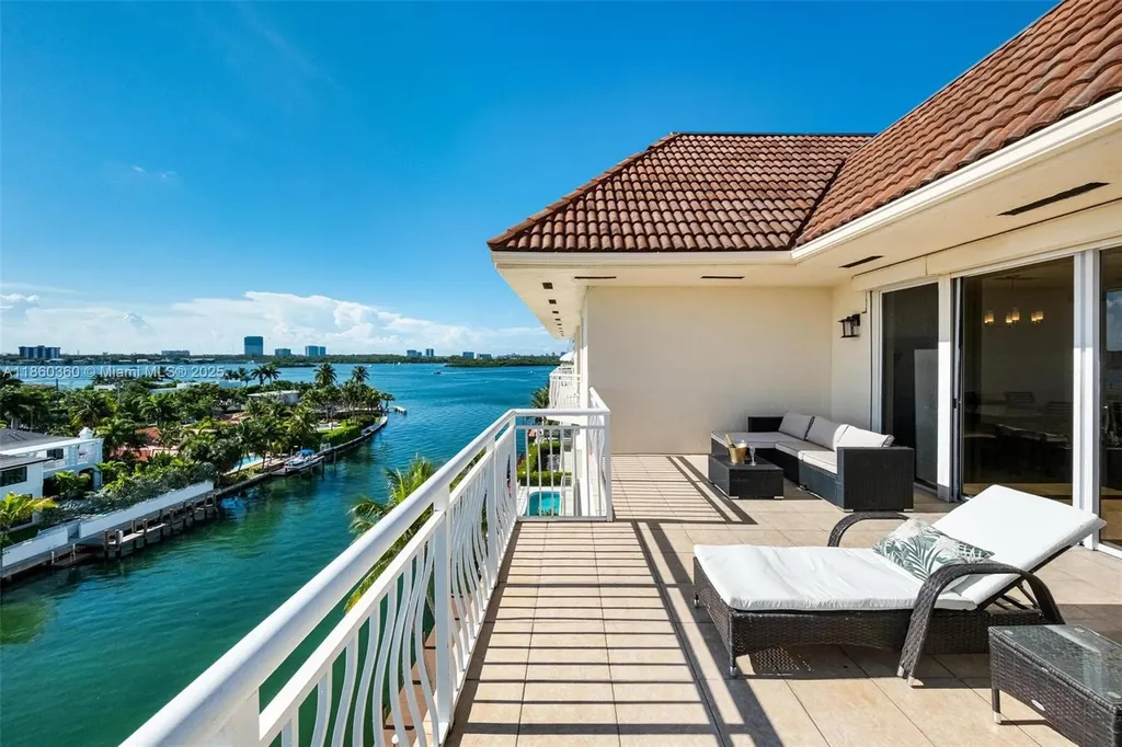 10140 W Bay Harbor Drive Bay Harbor Islands FL 33154