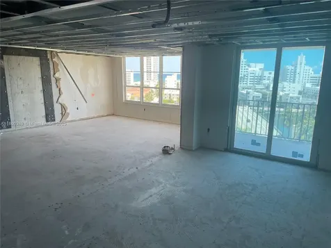 4101 Pine Tree Drive Miami Beach FL 33140