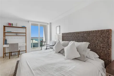 100 Bayview Drive Sunny Isles Beach FL 33160