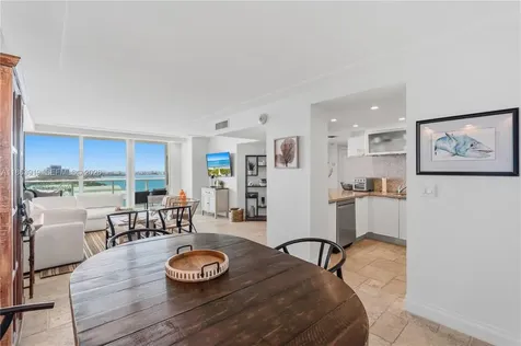 100 Bayview Drive Sunny Isles Beach FL 33160