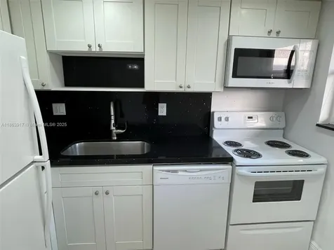 3522 NE 171st Street North Miami Beach FL 33160