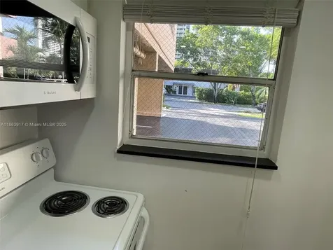 3522 NE 171st Street North Miami Beach FL 33160
