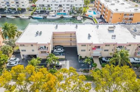 3522 NE 171st Street North Miami Beach FL 33160