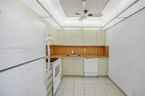 2500 Parkview Drive Hallandale Beach FL 33009