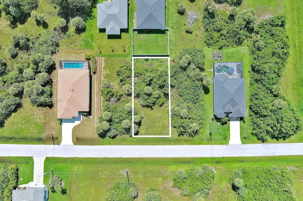 148 Spring Drive Other City - In The State Of Florida FL 33947