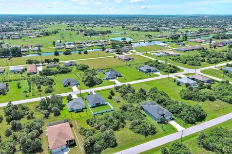 148 Spring Drive Other City - In The State Of Florida FL 33947