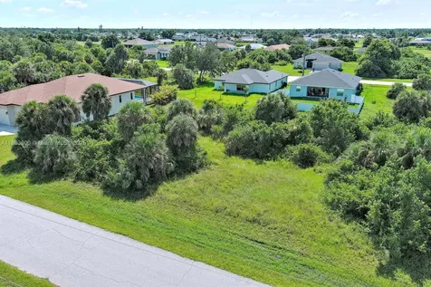 148 Spring Drive Other City - In The State Of Florida FL 33947