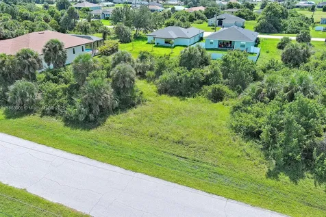 148 Spring Drive Other City - In The State Of Florida FL 33947