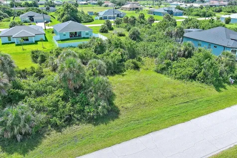 148 Spring Drive Other City - In The State Of Florida FL 33947