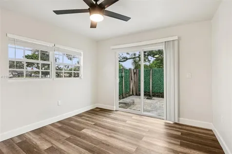 6546 SW 21st Street Miramar FL 33023