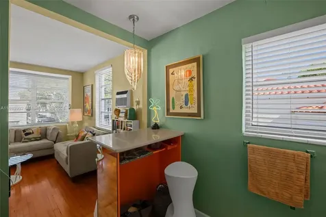 1525 Meridian Avenue Miami Beach FL 33139