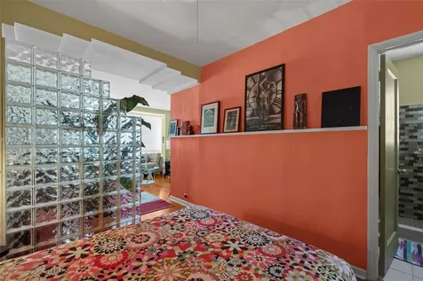 1525 Meridian Avenue Miami Beach FL 33139