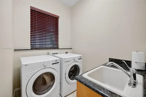 12462 Brookwood Court Davie FL 33330