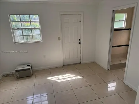 1178 NW 105th Terrace Miami FL 33150
