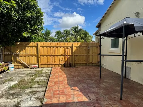 1178 NW 105th Terrace Miami FL 33150