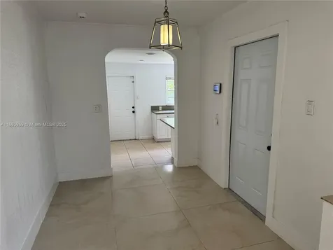 1178 NW 105th Terrace Miami FL 33150