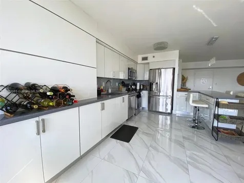 3530 Mystic Pointe Drive Aventura FL 33180