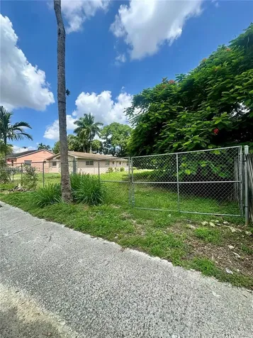 Miami FL 33150