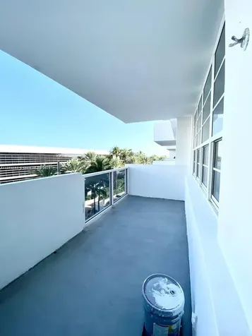 100 Lincoln Road Miami Beach FL 33139