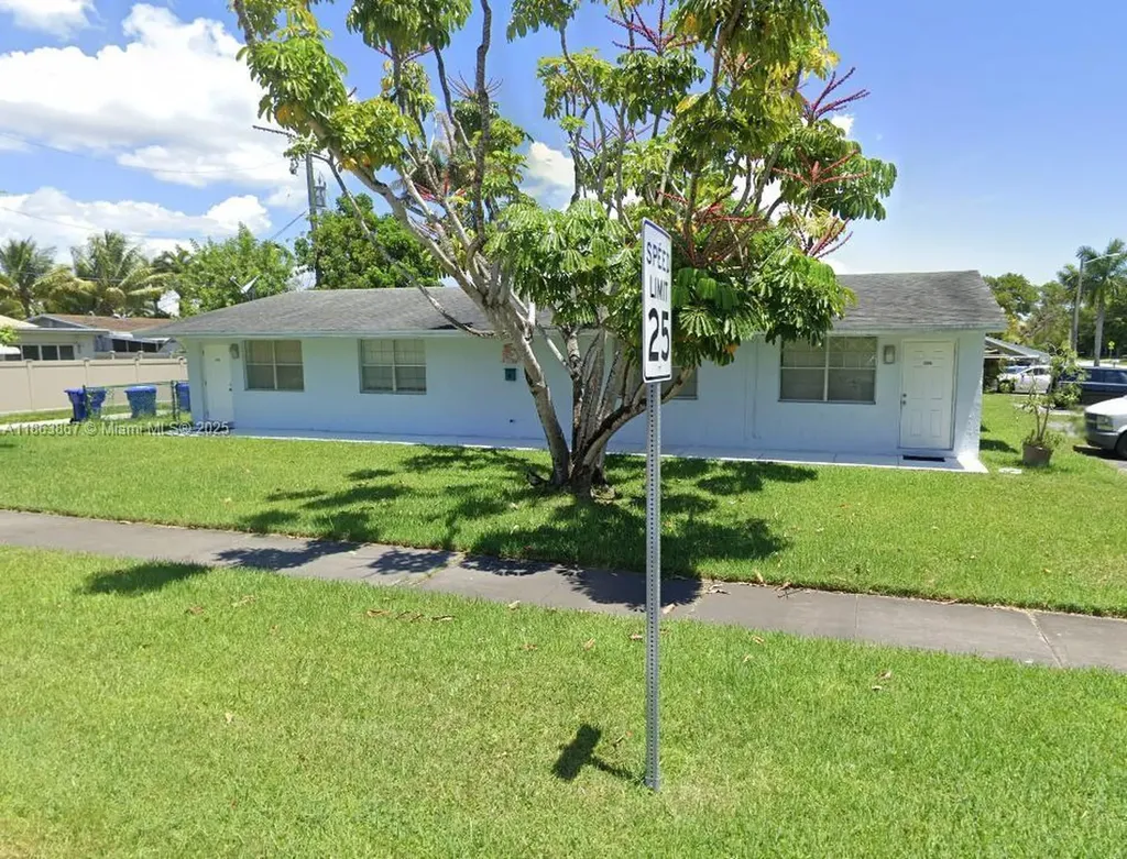 2100 N 14th Avenue Hollywood FL 33020