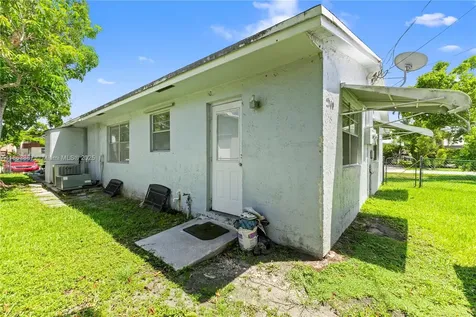 2100 N 14th Avenue Hollywood FL 33020