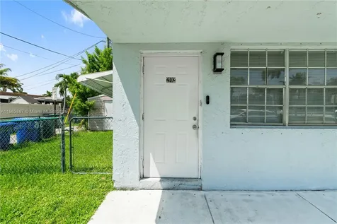2100 N 14th Avenue Hollywood FL 33020