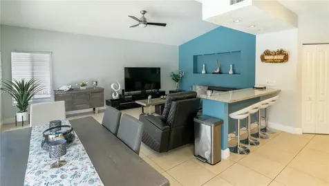 20251 NW 4th Street Pembroke Pines FL 33029